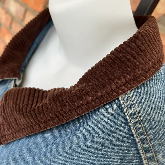 Denim&Co Blue and Brown Jean Jacket with Relaxed Fit - Picture 9 of 15